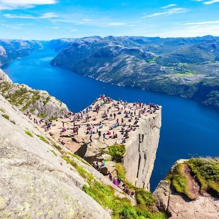 Hotel Enebolig Ved Sjoen Ons2024 Stavanger
